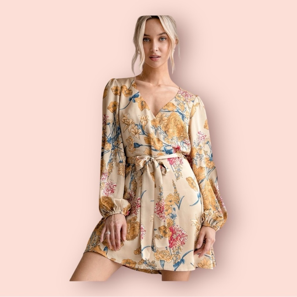 NWT Lulu’s Blooming Boldly Beige‎ Floral Print Satin Long Sleeve Dress size XS